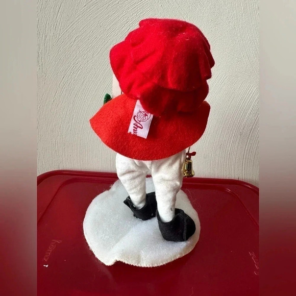 Annalee caroling Snowman Doll - Picture 2 of 6